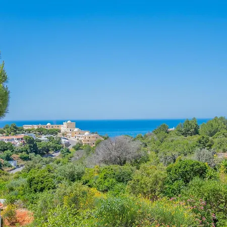 65 Vale Do Milho Villa *