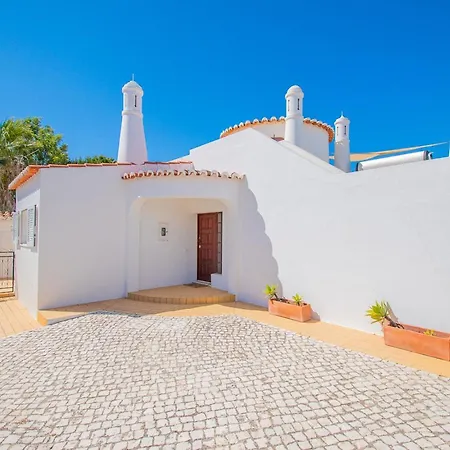 65 Vale Do Milho Villa *