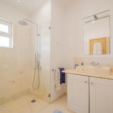 65 Vale Do Milho Carvoeiro (Lagoa)