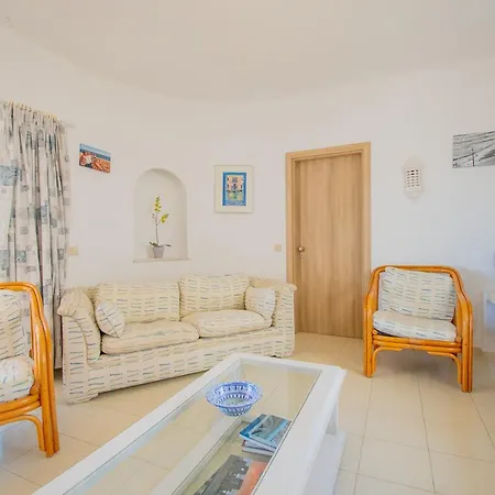 Villa 65 Vale Do Milho *